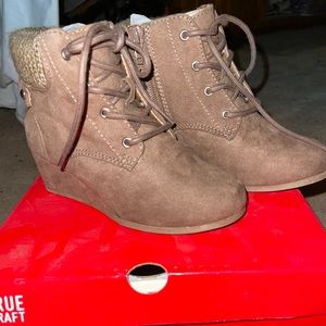 Size 13 girls booties